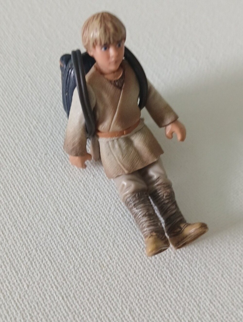 Skywalkwer(Star Wars)Beige and Brown Action Figure Toy - Kids Toy /Collectible.
